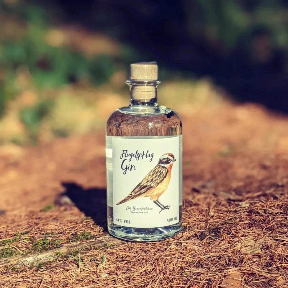 Eine Flasche Flügelschlag Gin 2023